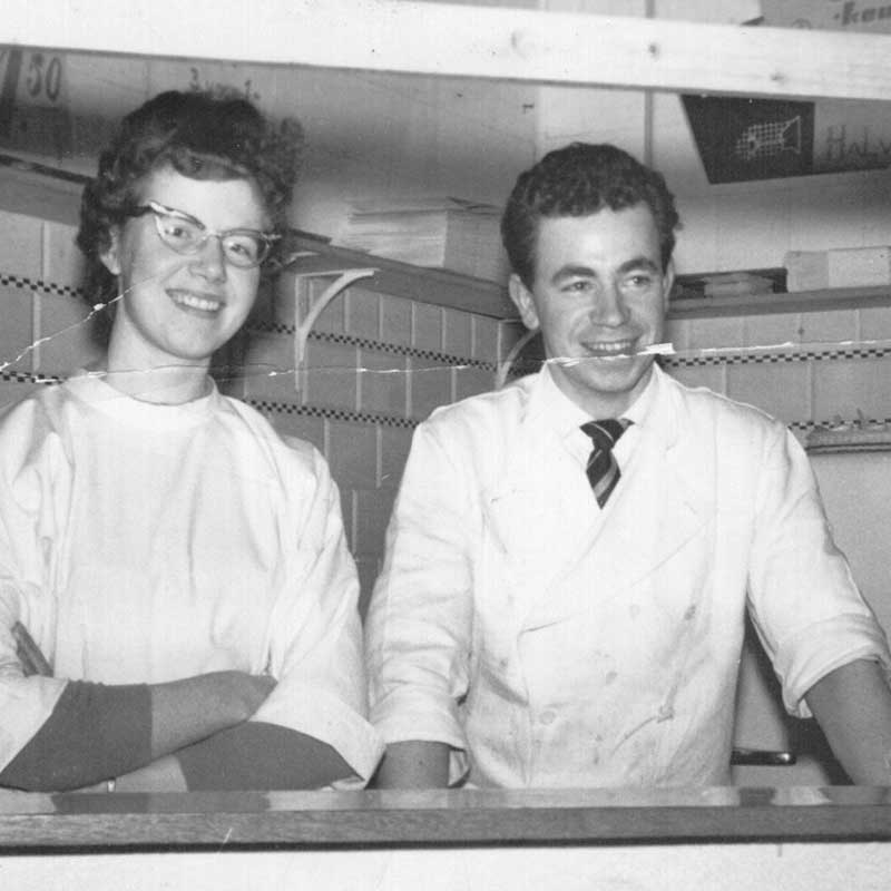 Wassenaar-verkoop-via-luik-1960_Compilatie